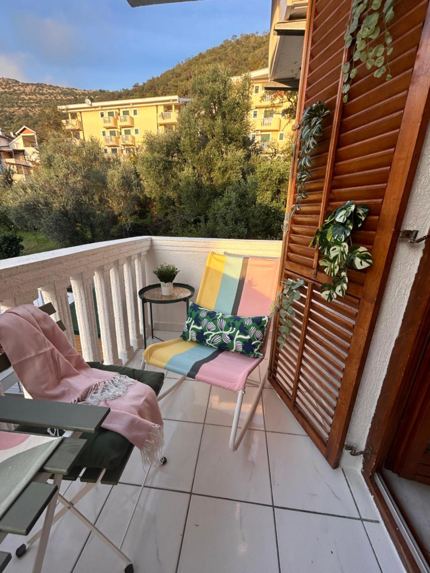 Studio Lucica Petrovac Exteriör bild